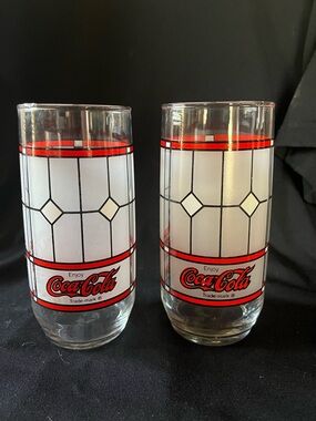 Coca-Cola Red & White Geometric Logo Glasses, Pair